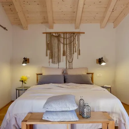 No24 Barat (Rovinj)